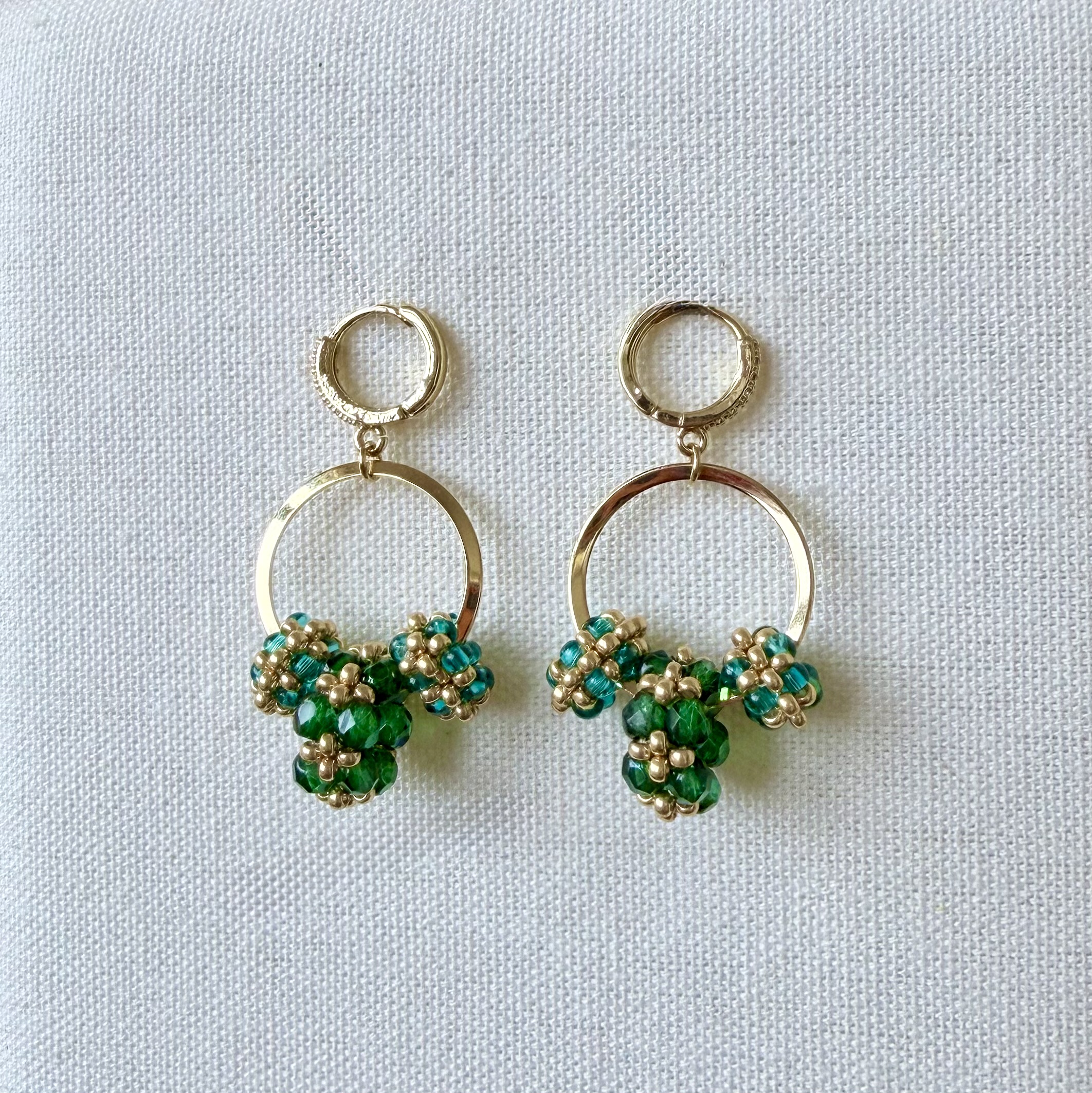 Náušnice kruhy - Emerald Bloom